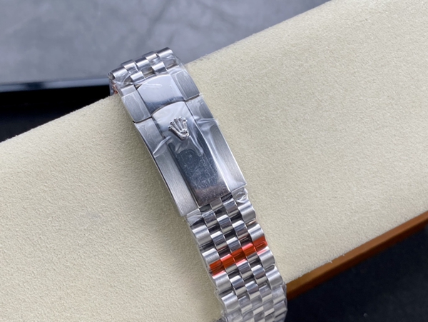 激安ロレックス着用イメージ